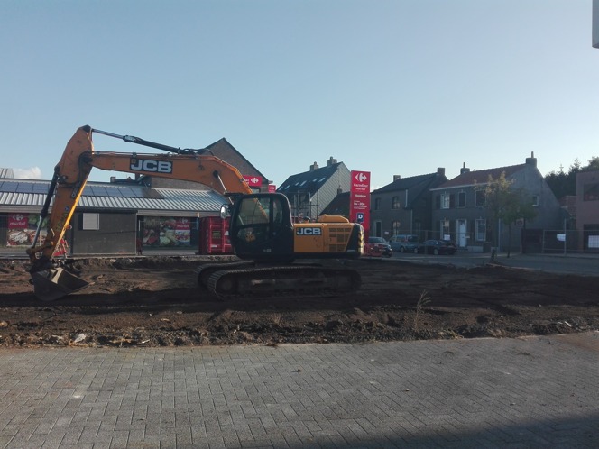 Afbraak oude apotheek en woonhuis